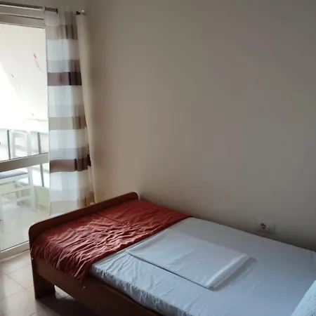 Skyline Apartment